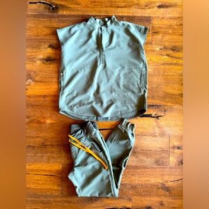 Figs Scrub Set Rafaela - Mandarin Collar Top & Zamora Joggers XS in Moss.